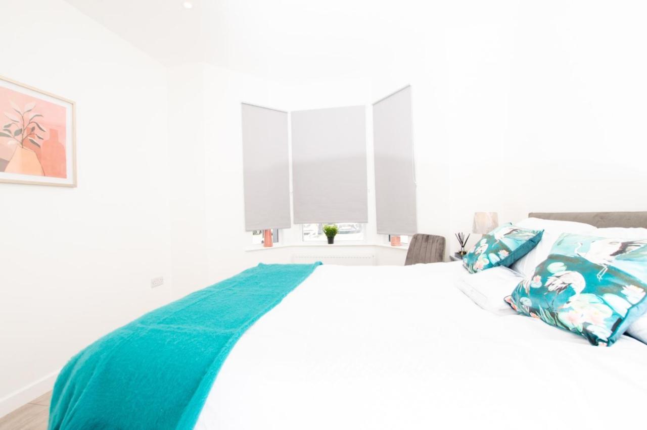 Dunamis Staycation 1 Croydon Bagian luar foto